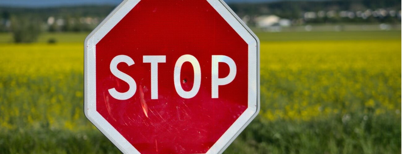 Red Flags You Shouldn’t Neglect in Your Relationship